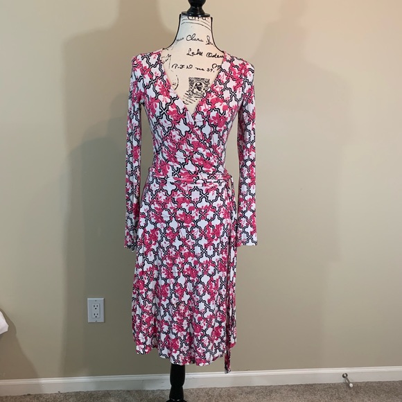 Diane Von Furstenberg Dresses & Skirts - Limited Edition Diane Von Furstenberg Wrap Dress